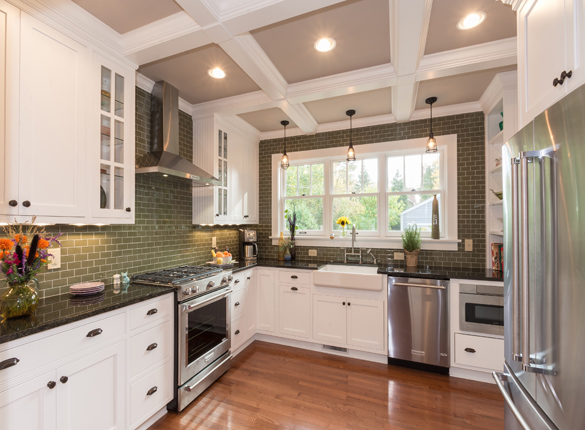 This kitchen remodel emphasizes the home’s 1920 motif. Photo: courtesy J.S. Brown & Co.