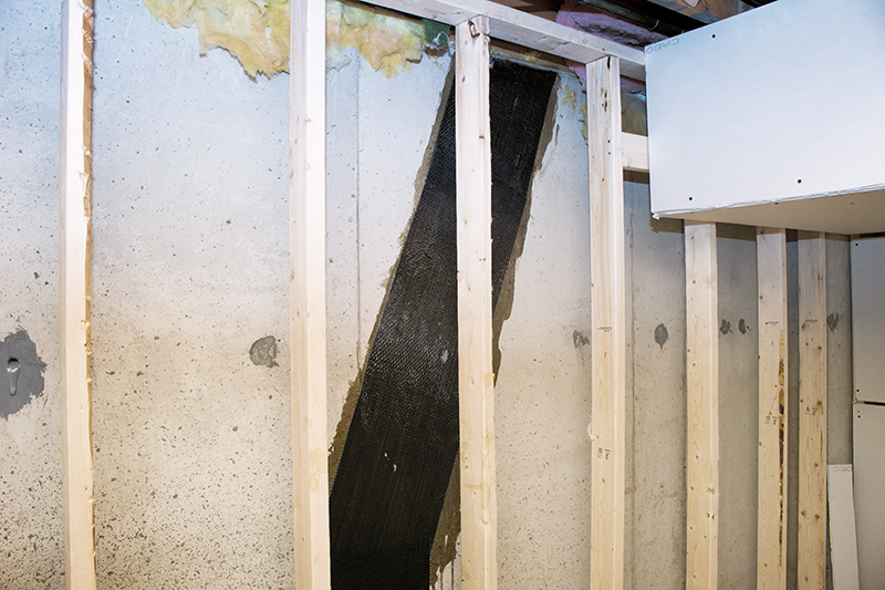 repair wall cracks in basement renovation