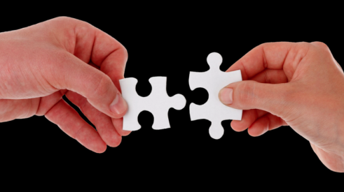 business partnership-puzzle pieces fit together-photo-CC0 license-Pixabay