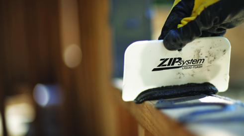 liquid zip system flashing ensures air- and waterproofing